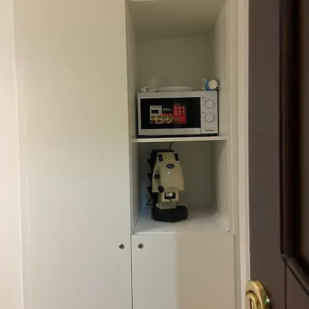 ゲストハウス 3bien Vera's ナポリ