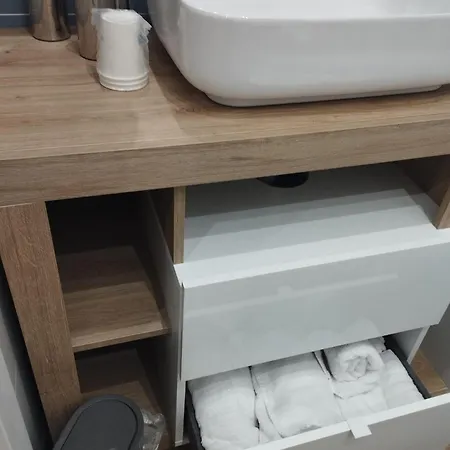 ゲストハウス 3bien Vera's 4*