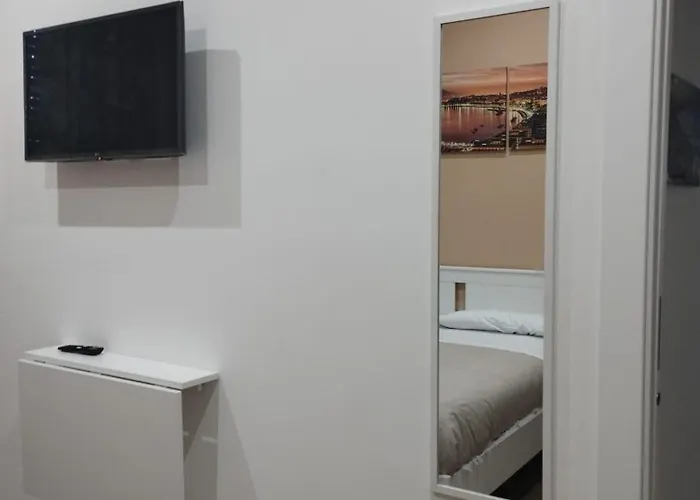 3bien Vera's Casa de hóspedes 4*